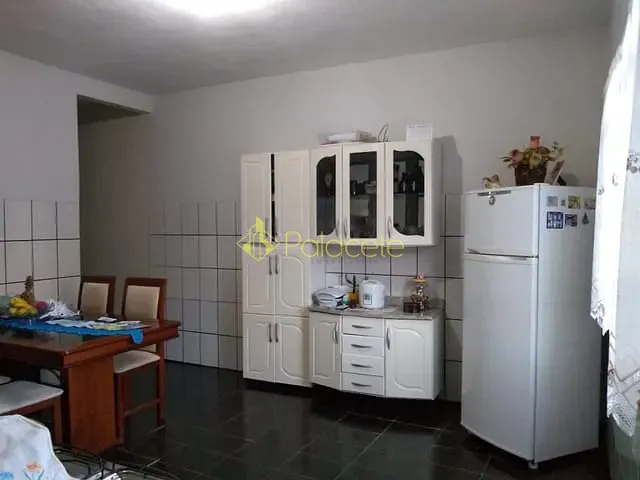 Casa com 100m² 4 quartos e 3 banheiros, à venda, no bairro Santa Rita em Aparecida