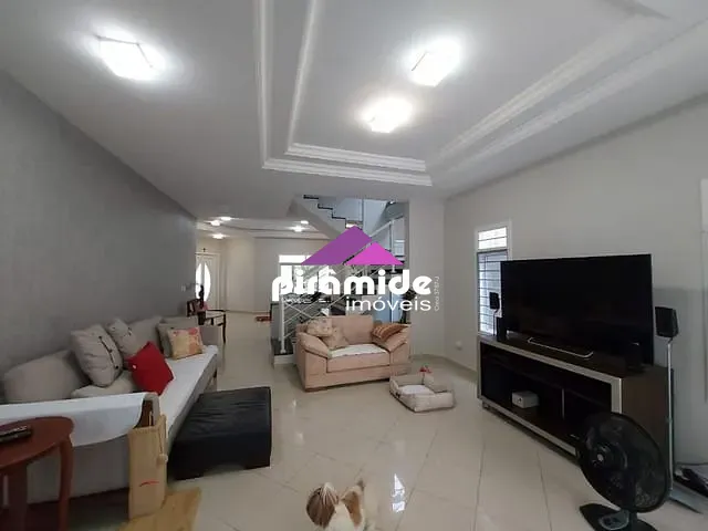 Casa com 360m² 4 quartos e 4 banheiros, à venda, no bairro Urbanova em São José dos Campos