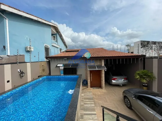 Casa com 315m² 4 quartos e 3 banheiros, à venda, no bairro Jardim Flórida em Jacareí