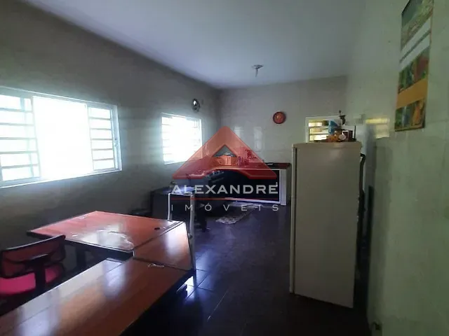 Casa com 125m² 3 quartos e 1 banheiro, à venda, no bairro Parque Novo Horizonte em São José dos Campos