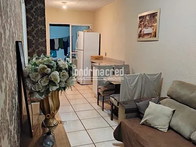 Casa 2 quartos e 1 banheiro, à venda, no bairro CONDOMÍNIO MORADAS LONDRINA em Londrina