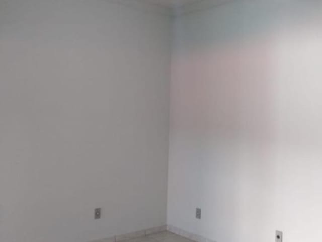 Foto do Casa - Casa com 2 dormitórios para alugar, 0 m² por R$ 900,00/mês - Leblon - Uberaba/MG | ZUCATO IMOBILIARIA LTDA