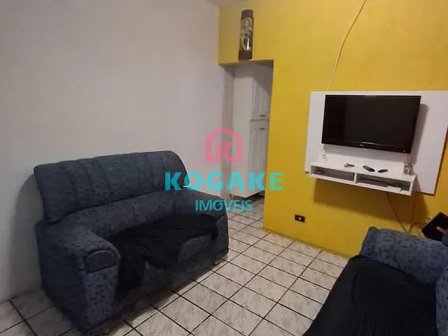 Casa 3 quartos e 1 banheiro, à venda, no bairro Cidade Jardim em Jacareí