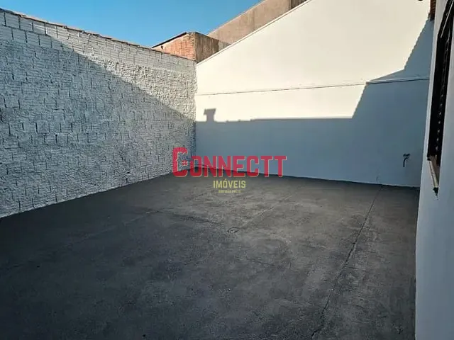 Casa com 150m² 2 quartos e 2 banheiros, à venda, no bairro Jardim Diva Tarlá de Carvalho em Ribeirão Preto