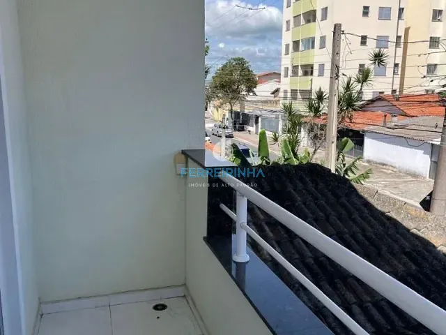 Casa com 125m² 3 quartos e 2 banheiros, à venda, no bairro Jardim das Indústrias em São José dos Campos