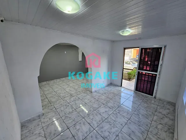 Casa para alugar, no bairro Vila Rubi em São José dos Campos