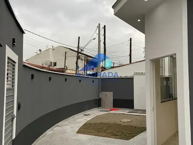 Casa com 250m² 3 quartos e 1 banheiro, à venda, no bairro Residencial Ana Maria em São José Dos Campos