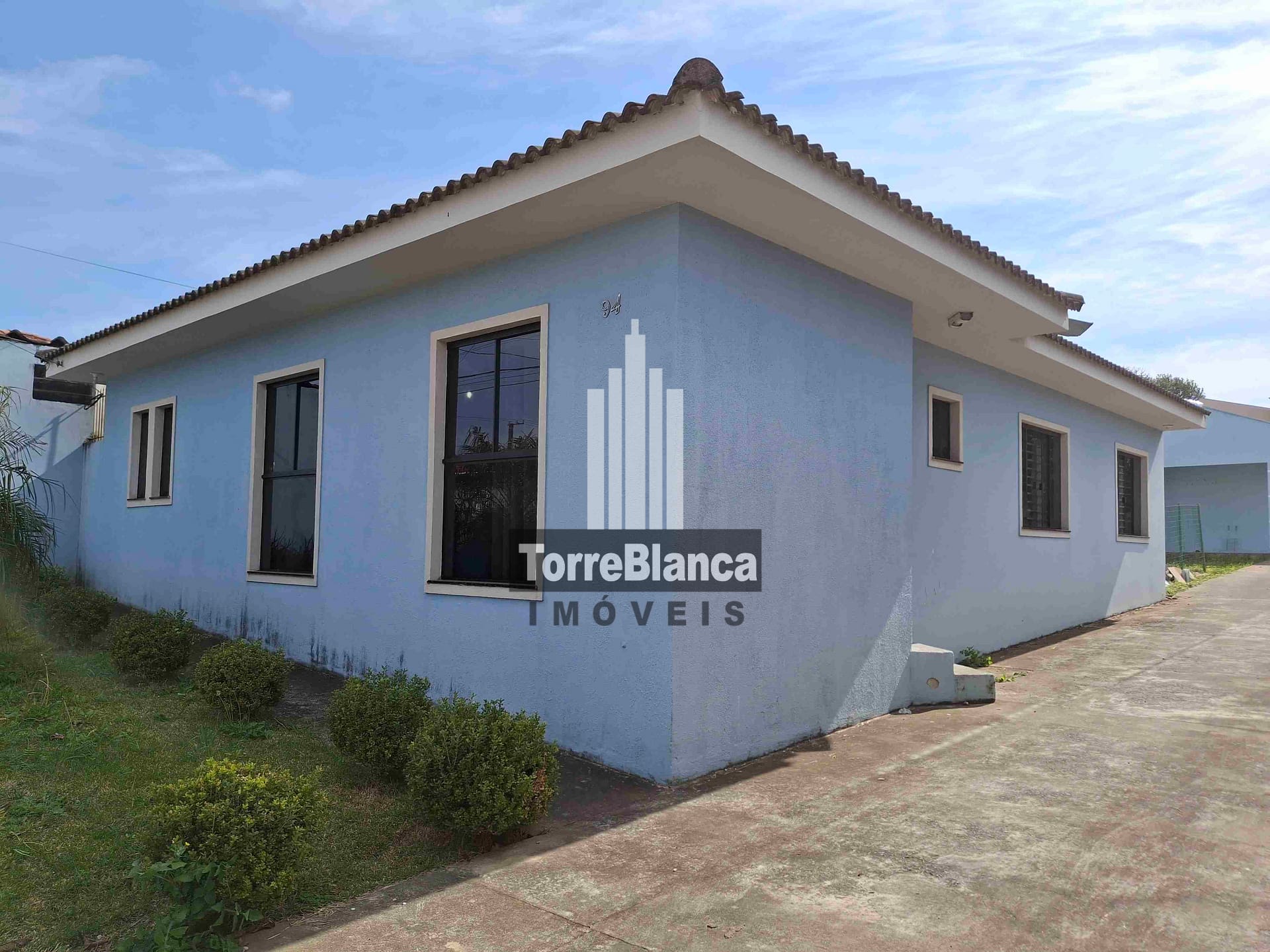 Casa à venda com 3 quartos, 102m² - Foto 3