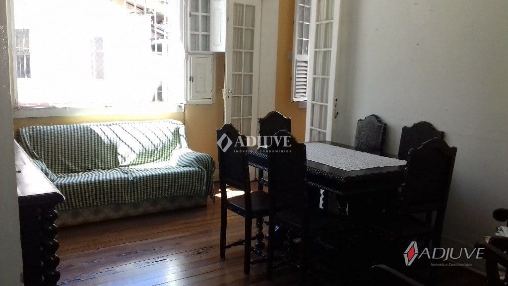 Casa à venda com 4 quartos, 170m² - Foto 18