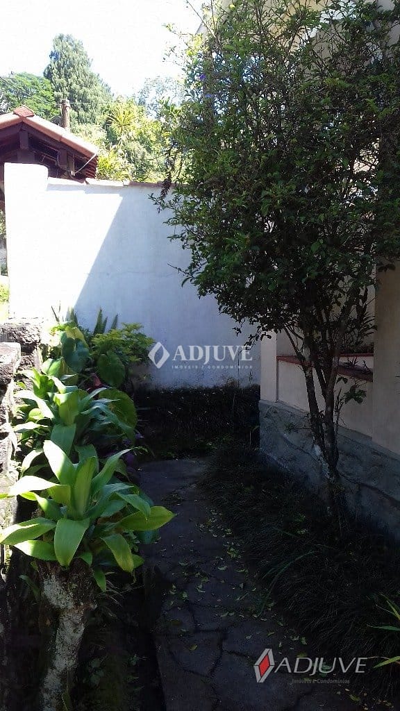 Casa à venda com 4 quartos, 170m² - Foto 27