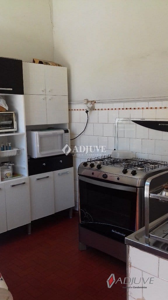 Casa à venda com 4 quartos, 170m² - Foto 12