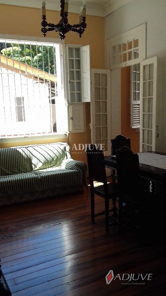 Casa à venda com 4 quartos, 170m² - Foto 17