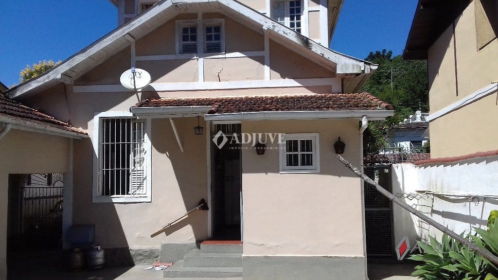 Casa à venda com 4 quartos, 170m² - Foto 6