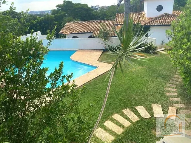 Casa com 924m² 3 quartos e 3 banheiros, à venda, no bairro Cidade Satélite em Atibaia