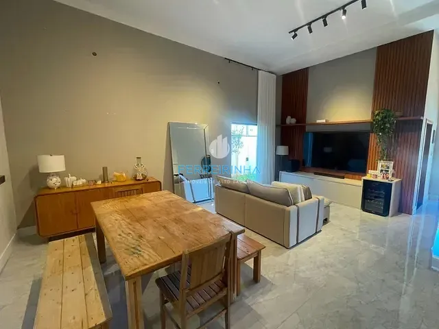 Casa com 469m² 3 quartos e 3 banheiros, à venda ou para alugar, no bairro Condomínio Residencial Alphaville II em São José dos Campos