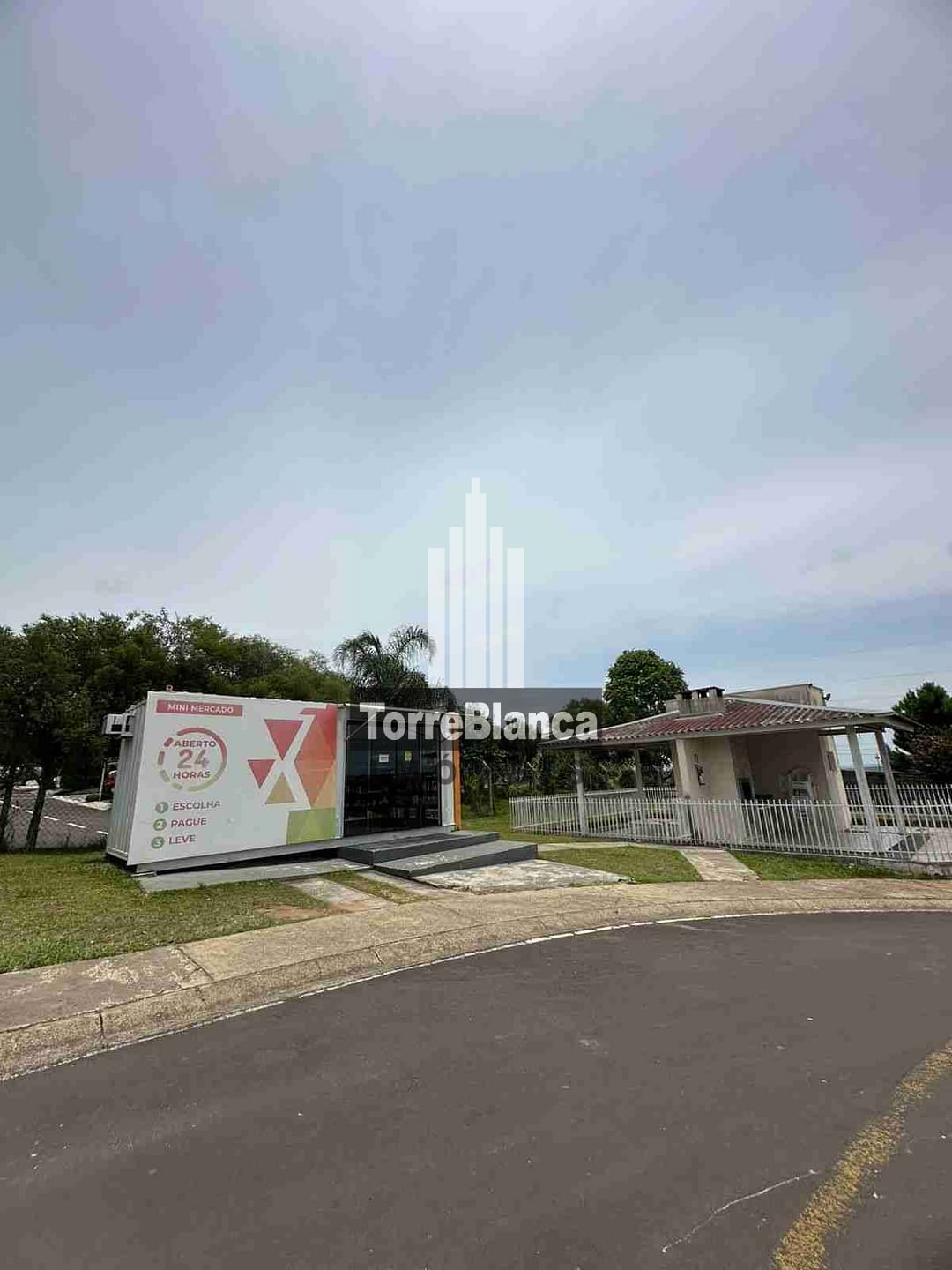 Casa à venda com 2 quartos, 80m² - Foto 29