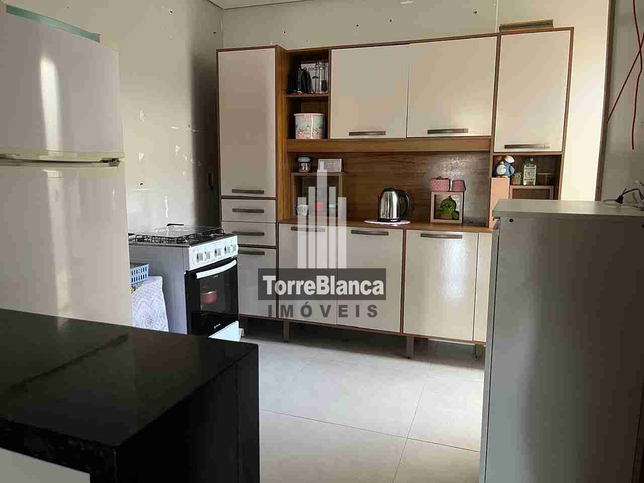 Casa à venda com 2 quartos, 80m² - Foto 14