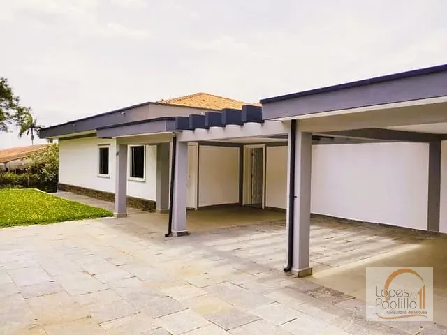 Casa com 2162m² 4 quartos e 4 banheiros, à venda, no bairro Vila Santista em Atibaia