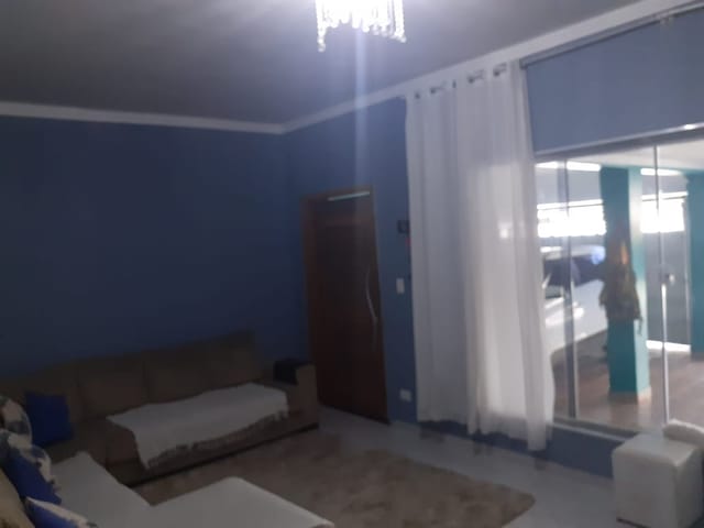 Casa com 250m² 3 quartos e 2 banheiros, à venda, no bairro Abaete em Taubaté