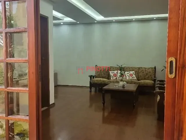 Casa 4 quartos e 5 banheiros, à venda, no bairro Jardim Hollywood em São Bernardo do Campo