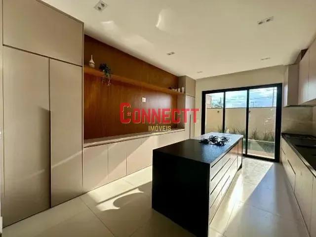 Casa com 250m² 3 quartos e 5 banheiros, à venda, no bairro Quinta da Mata em Ribeirão Preto