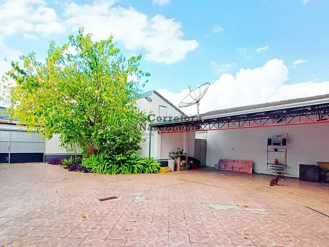 Casa com 350m² 3 quartos e 2 banheiros, à venda, no bairro Jardim Santa Maria em Jacareí