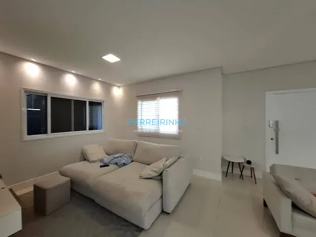 Casa 3 quartos e 5 banheiros, à venda, no bairro Urbanova VII em São José dos Campos