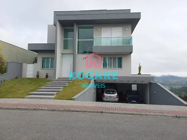 Casa 3 quartos e 1 banheiro, à venda, no bairro Urbanova em São José dos Campos