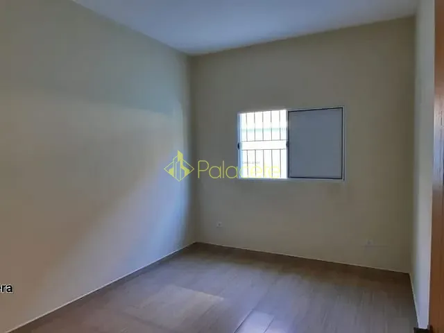 Casa 3 quartos e 1 banheiro, à venda, no bairro Jardim Oásis em Taubaté