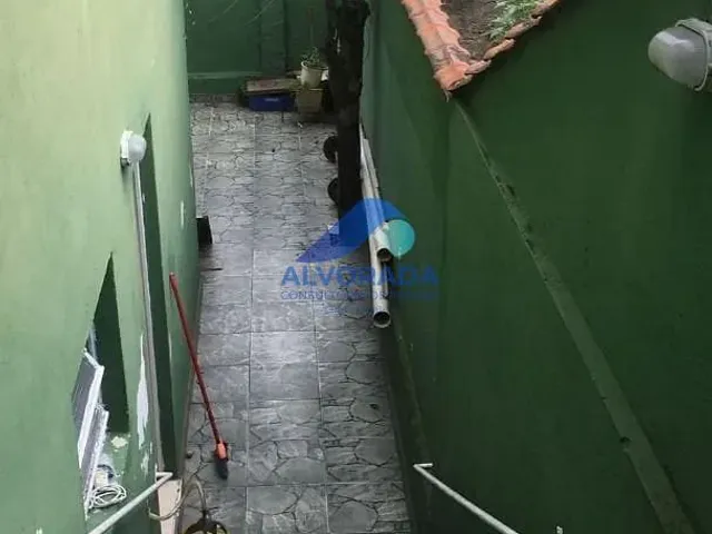 Casa com 110m² 2 quartos e 1 banheiro, à venda, no bairro Jardim das Indústrias em Jacareí