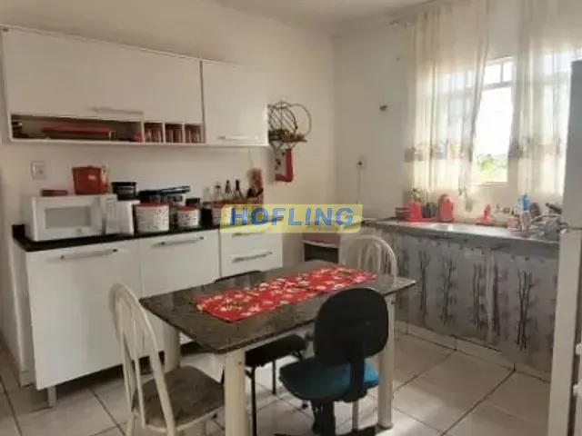 Casa com 269m² 2 quartos e 1 banheiro, à venda, no bairro Parque Universitário em Rio Claro