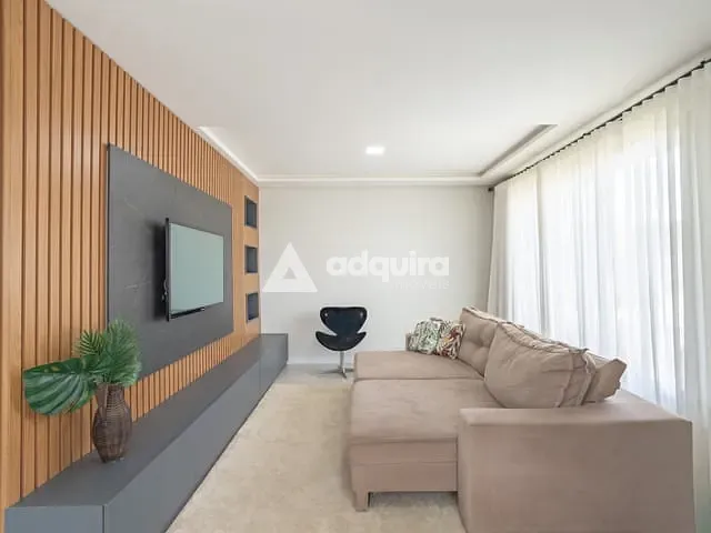 Sobrado com 200m² 3 quartos e 3 banheiros, à venda ou para alugar, no bairro Contorno em Ponta Grossa