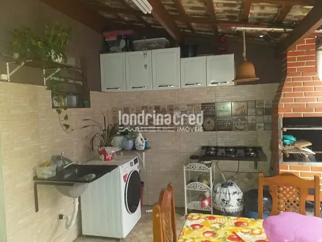 Casa 3 quartos e 2 banheiros, à venda, no bairro João Paz em Londrina