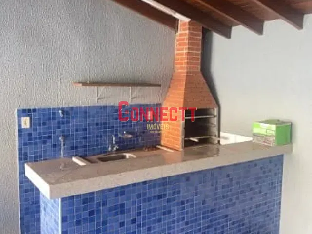 Casa com 307m² 3 quartos e 3 banheiros, à venda, no bairro Parque das Figueiras em Ribeirão Preto