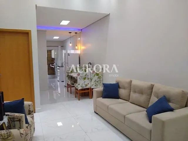 Casa com 155m² 3 quartos e 2 banheiros, à venda, no bairro Bandeirantes em Londrina