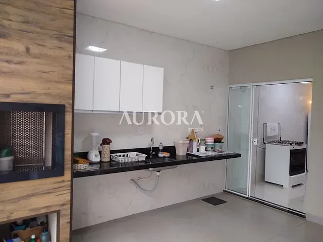 Casa com 155m² 3 quartos e 2 banheiros, à venda, no bairro Bandeirantes em Londrina