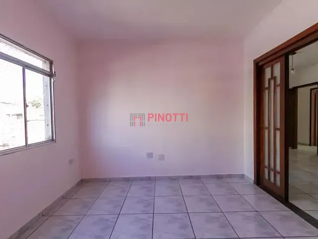 Casa 3 quartos e 2 banheiros, para alugar, no bairro Vila Planalto em São Bernardo do Campo