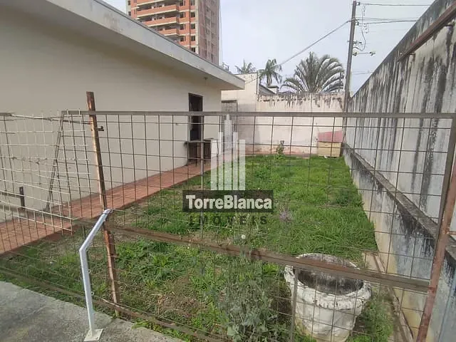 Casa com 924m² 3 quartos e 5 banheiros, à venda, no bairro Órfãs em Ponta Grossa