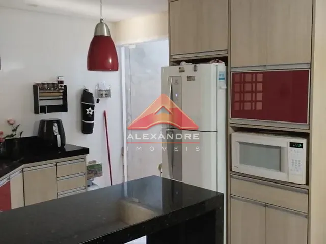 Casa com 126m² 4 quartos e 2 banheiros, à venda, no bairro Jardim Mariana I em São José dos Campos