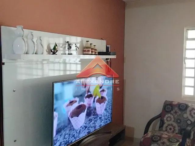 Casa com 126m² 4 quartos e 2 banheiros, à venda, no bairro Jardim Mariana I em São José dos Campos