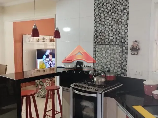 Casa com 126m² 4 quartos e 2 banheiros, à venda, no bairro Jardim Mariana I em São José dos Campos