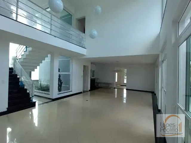 Casa com 11150m² 5 quartos e 6 banheiros, à venda, no bairro Mato Dentro em Atibaia