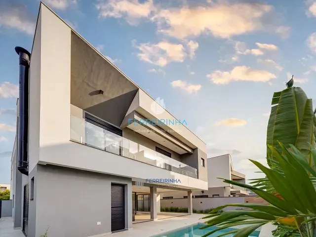Casa com 481m² 5 quartos e 6 banheiros, à venda ou para alugar, no bairro Condomínio Residencial Alphaville II em São José dos Campos