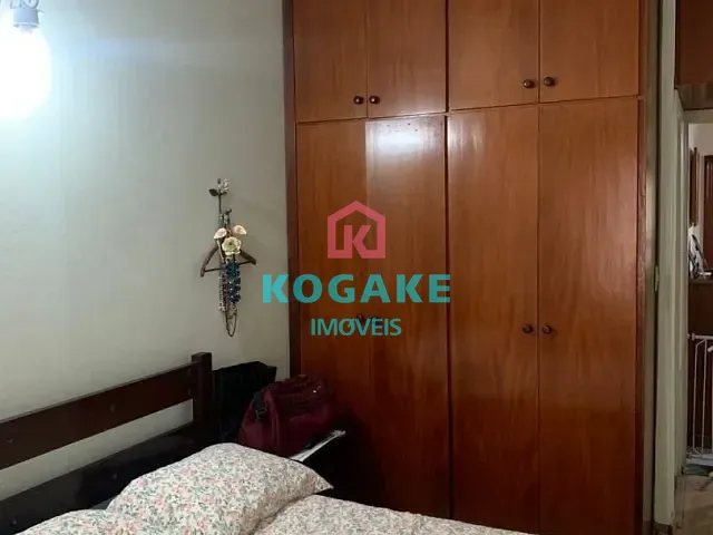Casa com 250m² 3 quartos e 3 banheiros, à venda, no bairro Vila Betânia em São José dos Campos