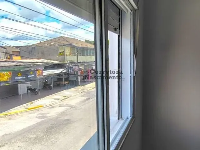 Casa com 140m², para alugar, no bairro Parque dos Príncipes em Jacareí