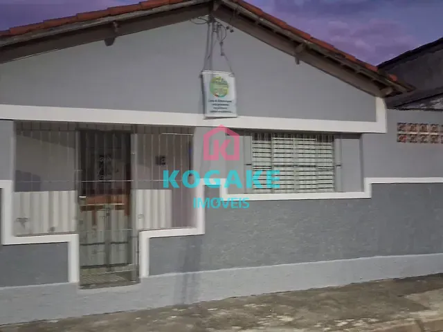 Casa com 250m² 4 quartos e 3 banheiros, à venda, no bairro Vila Sinhá em São José dos Campos