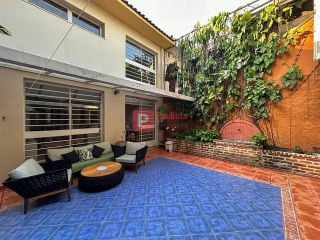 Casa com 220m² 2 quartos e 2 banheiros, à venda, no bairro Brooklin Paulista em São Paulo