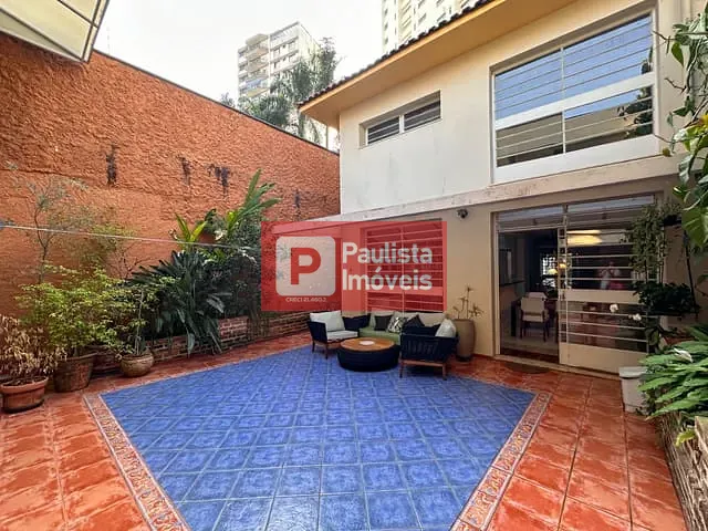 Casa com 220m² 2 quartos e 2 banheiros, à venda, no bairro Brooklin Paulista em São Paulo