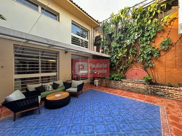 Casa com 220m² 2 quartos e 2 banheiros, à venda, no bairro Brooklin Paulista em São Paulo