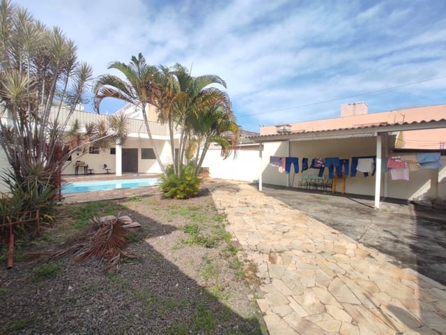 Foto do Casa - Casa com 1 dormitório à venda, 141 m² por R$ 320.000,00 - Vila Teixeira - Alfenas/MG | H. DE PAIVA MAGALHAES & F.DE PAIVA MAGALHAES LTDA